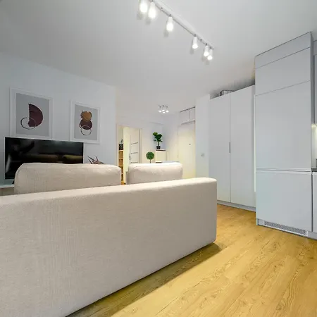 Mieszczanska Modern By Bookinghost Apartamento *